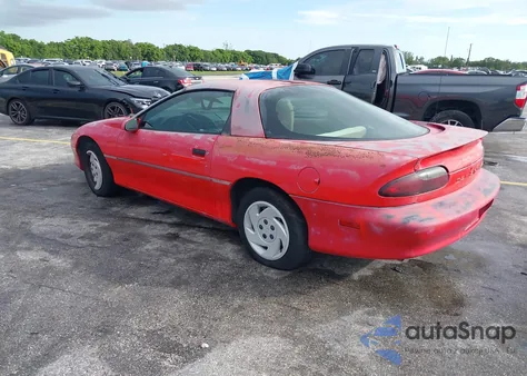 1995 Chevrolet Camaro z USA, uszkodzony, nr VIN 2G1FP22S2S2160911